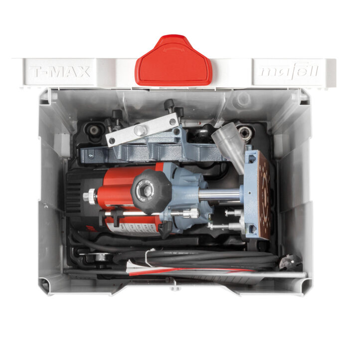 lo65ec_Kofferinhalt_zoom